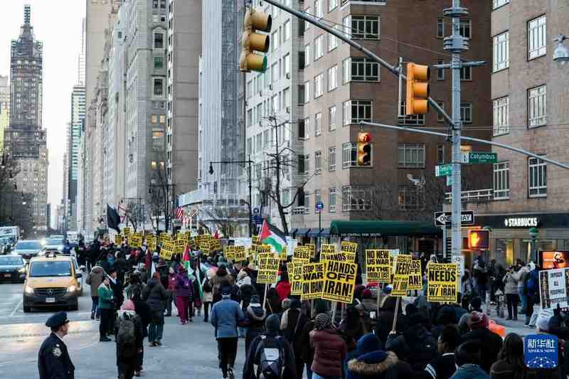 美国多城民众涌上街头，强烈反对针对伊朗的军事行动；冲突升级引发广泛担忧。 新闻 美国多城民众涌上街头，强烈反对针对伊朗的军事行动；冲突升级引发广泛担忧。 新闻 美国多城民众涌上街头，强烈反对针对伊朗的军事行动；冲突升级引发广泛担忧。 新闻 美国多城民众涌上街头，强烈反对针对伊朗的军事行动；冲突升级引发广泛担忧。 新闻