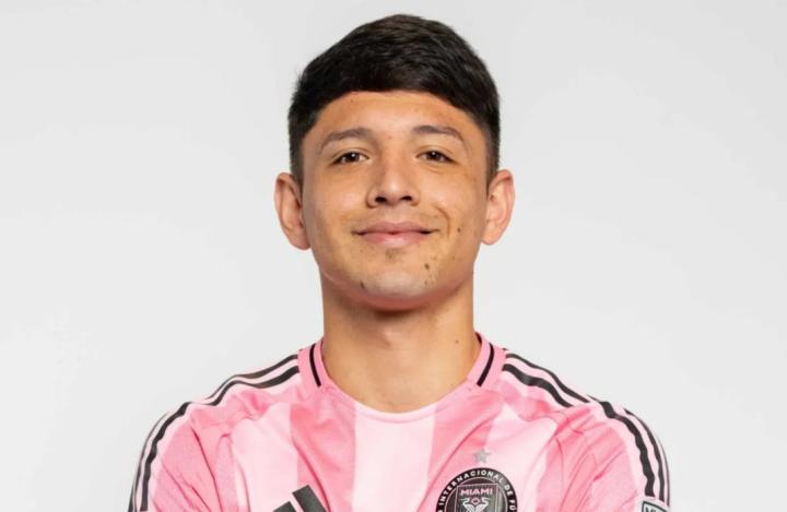  沉痛消息传来；迈阿密国际中场新援父亲骤然离世；球队全力相伴。 体育新闻 沉痛消息传来；迈阿密国际中场新援父亲骤然离世；球队全力相伴。 体育新闻 沉痛消息传来；迈阿密国际中场新援父亲骤然离世；球队全力相伴。 体育新闻 沉痛消息传来；迈阿密国际中场新援父亲骤然离世；球队全力相伴。 体育新闻