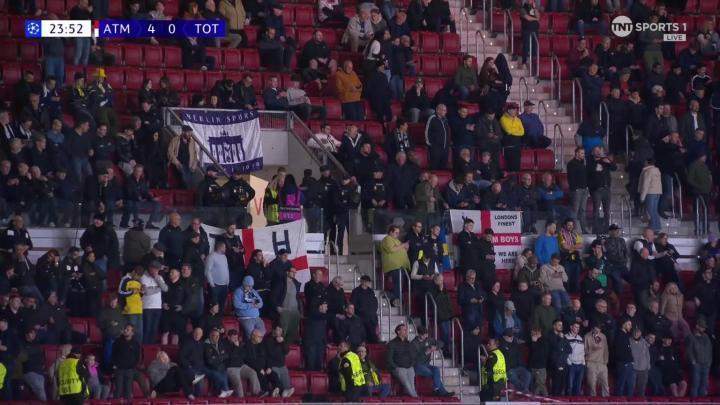  开场崩盘仅22分钟丢4球，热刺客场惨败马竞；球迷25分钟内大批离席，欧冠前景堪忧。 体育新闻 开场崩盘仅22分钟丢4球，热刺客场惨败马竞；球迷25分钟内大批离席，欧冠前景堪忧。 体育新闻