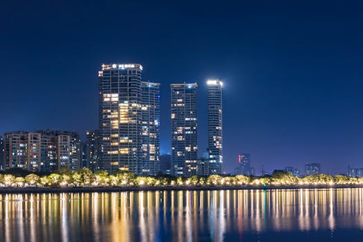  国家数据局推进数据产权建设；险资布局硬科技赛道；A股市场出现明显调整。 股票财经 国家数据局推进数据产权建设；险资布局硬科技赛道；A股市场出现明显调整。 股票财经